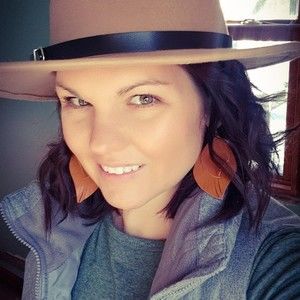 Meet your Posher, Jenny